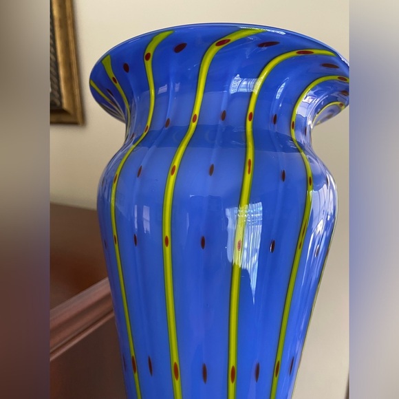Gorgeous Cased Blue Vase w/ Yellow Pin Stripes Red Hand Blown Pontil Art Glass - Picture 7 of 12